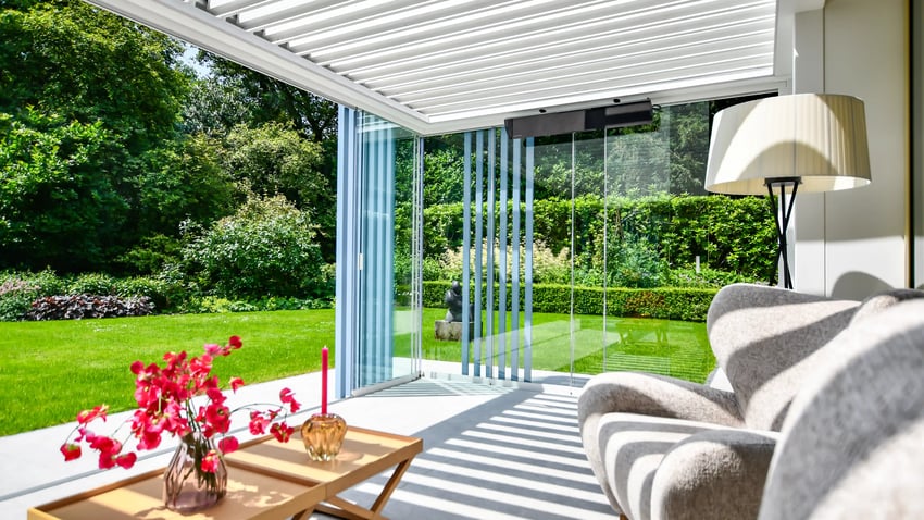 Terrasoverkapping met lamellen | Artino