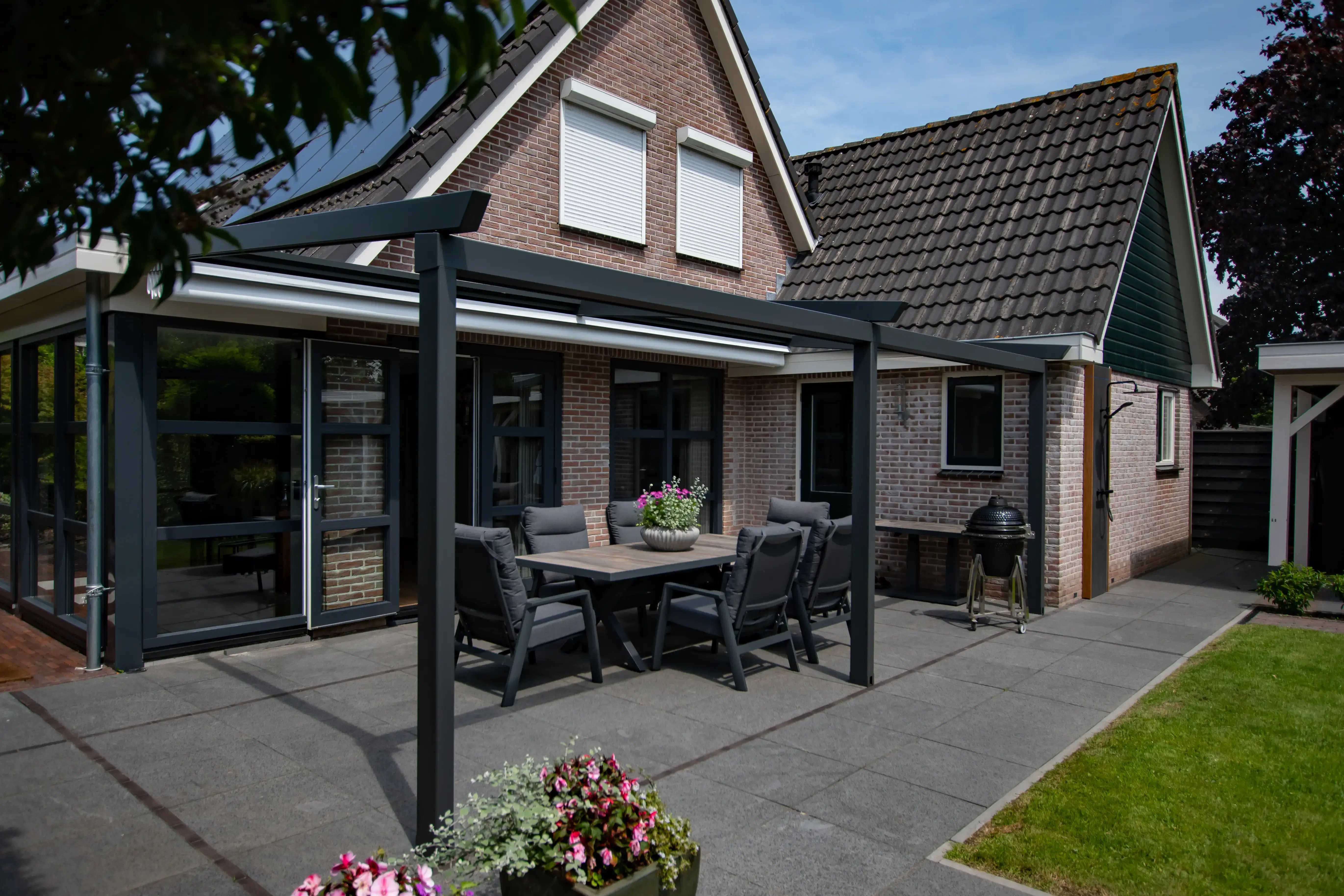 Terrasoverkapping met doek open | Artino